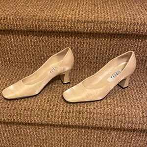 Ivory- Pale Beige Iridescent Fabric Pumps